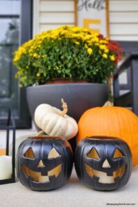 halloween outdoor decor