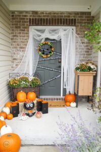 diy spooky decor